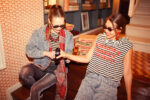 _Sleeveless t-shirt w: petter pan collar | Ecru & black stripes w: cheesy saucy crispy print_sisters department_1