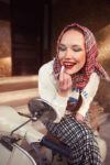 Scarf | Red squares_sisters department_1