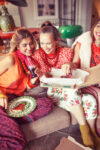 _Sleeveless top w: v-neck | Orange w: oh yeah print _sisters department_1